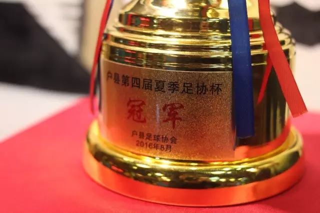 邻里冲突致命反击：老人为守家反杀邻居，能否认定为正当防卫？